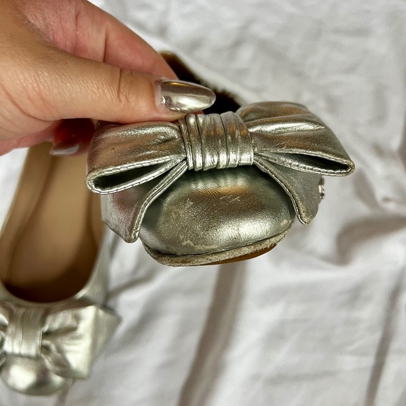 💎 Tory Burch Metallic Silver Divine Bow Ballet Flats Shoe💎 - Picture 3 of 10